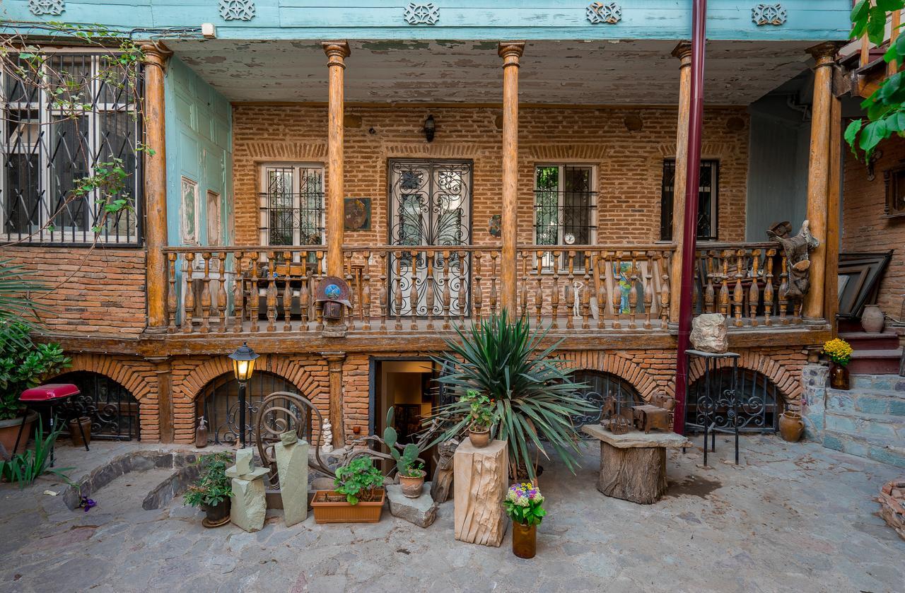Gallery Apartment Tbilisi Esterno foto