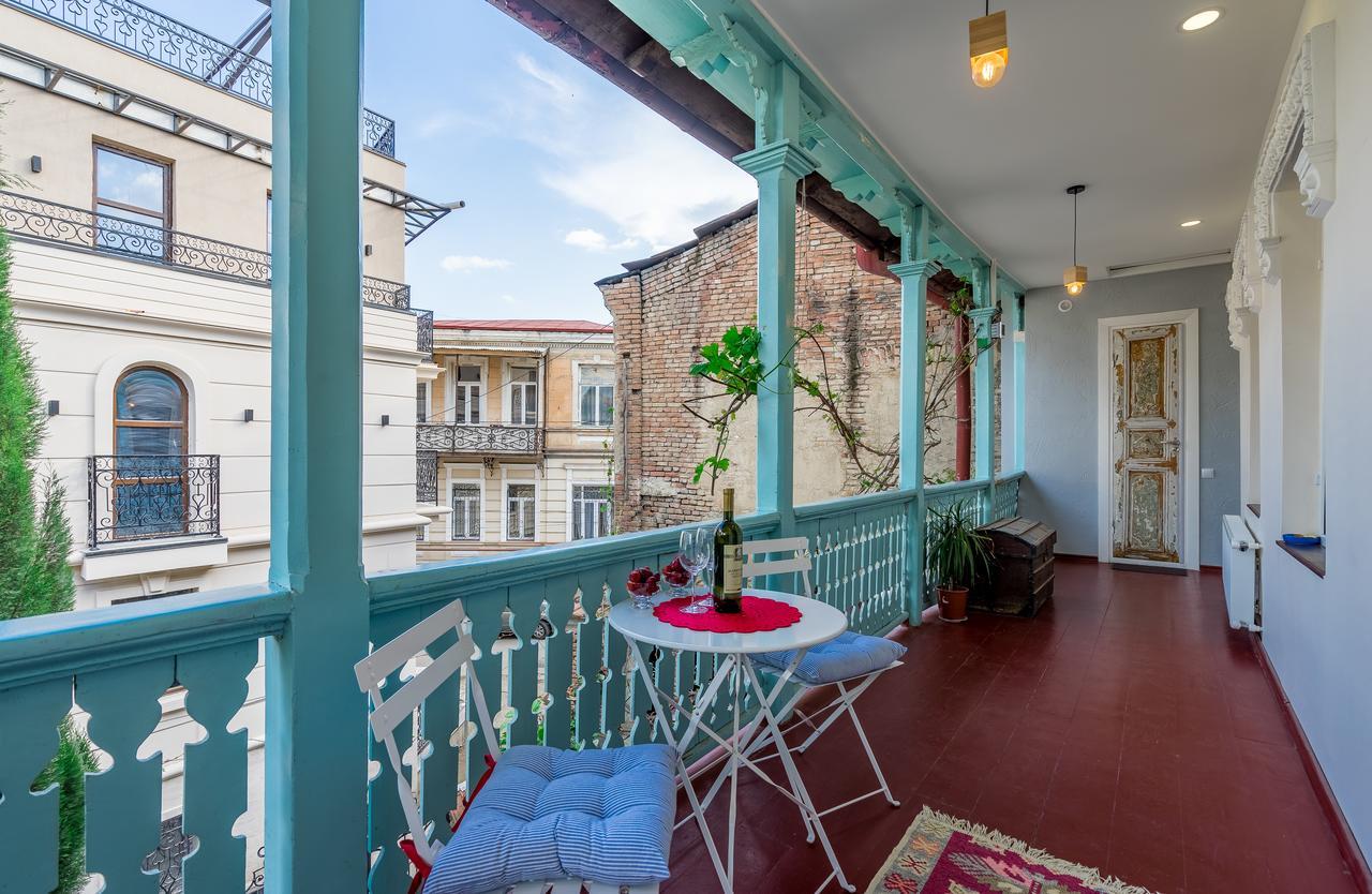 Gallery Apartment Tbilisi Esterno foto