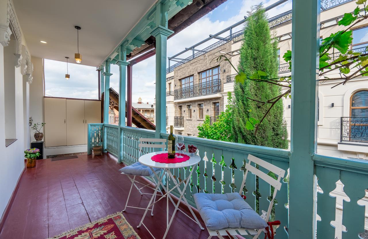 Gallery Apartment Tbilisi Esterno foto